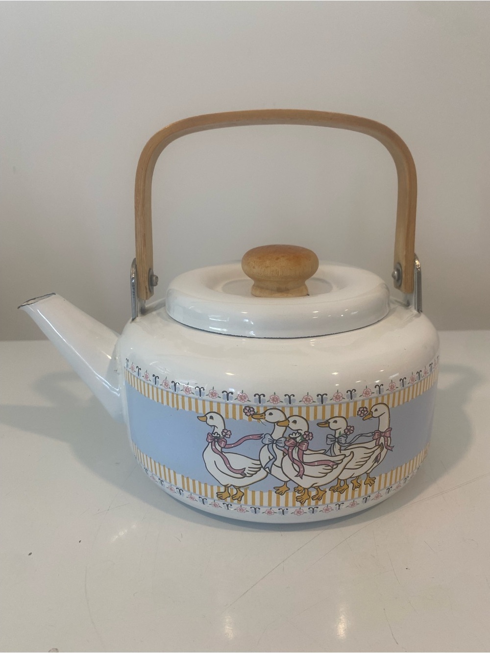 Vintage Ribbon Geese Collection Enamel Teapot / Tea Kettle with Wood Handle